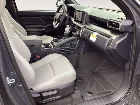 Used 2026 Toyota 4Runner SR5 AWD/4WD image 13
