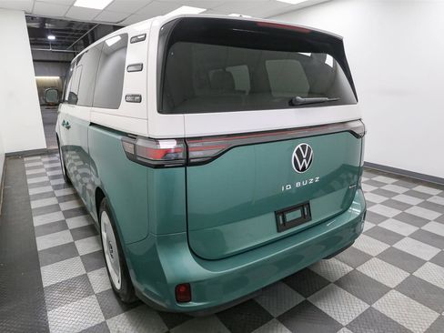 New 2025 Volkswagen ID. Buzz 1st Edition image 10