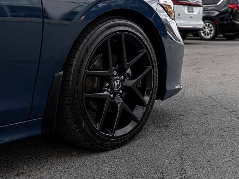 Used 2025 Honda Civic Sport image 9