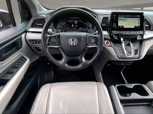 Used 2020 Honda Odyssey Touring image 8