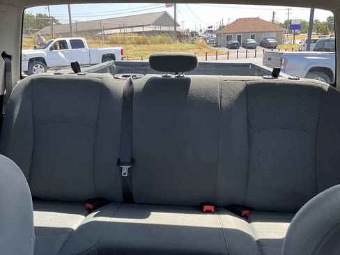 Used 2017 RAM 2500 Tradesman w/ Chrome Appearance Group AWD/4WD image 10