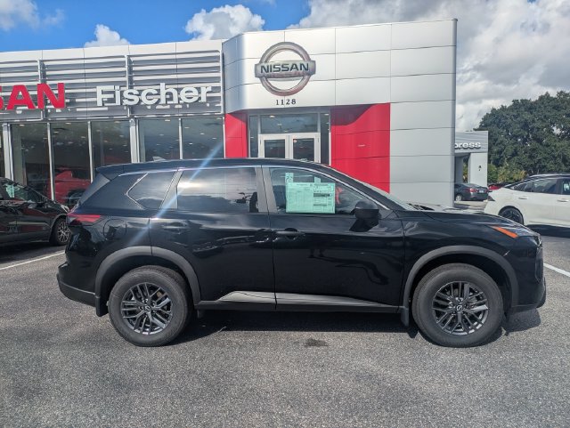 New 2026 Nissan Rogue S FWD image 3