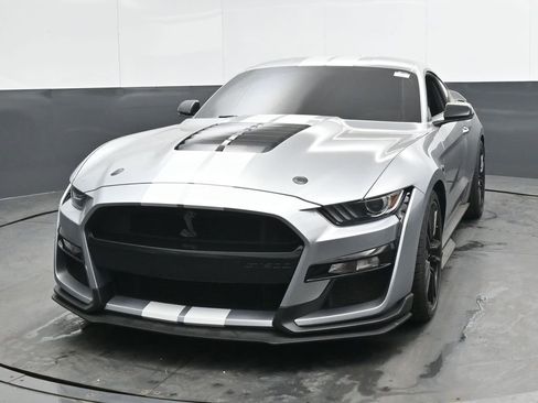 Used 2022 Ford Mustang Shelby GT500 w/ Technology Package RWD image 6