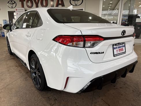 New 2026 Toyota Corolla SE image 8