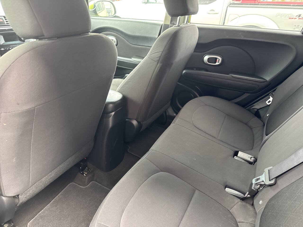 Used 2015 Kia Soul FWD image 19