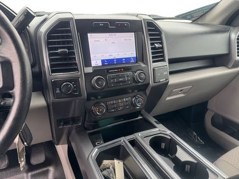 Used 2020 Ford F150 XLT w/ Equipment Group 302A Luxury AWD/4WD image 15