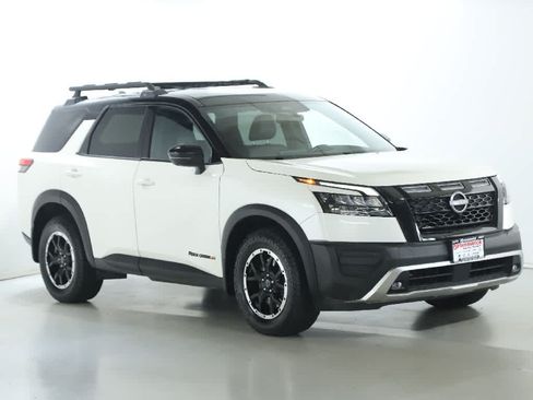 Used 2023 Nissan Pathfinder Rock Creek AWD/4WD image 9