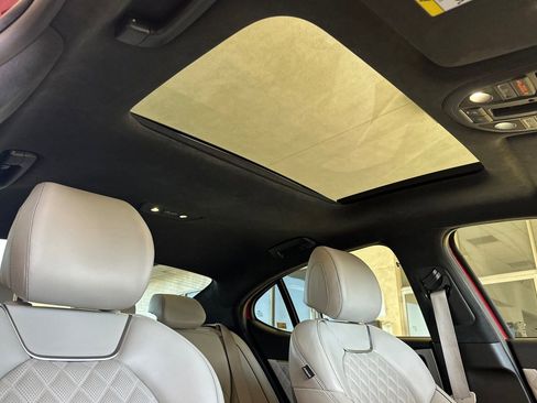 Used 2023 Genesis G70 3.3T w/ Sport Prestige Package image 15