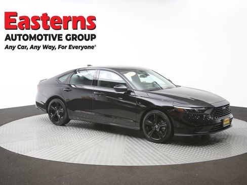 Used 2025 Honda Accord Sport image 49