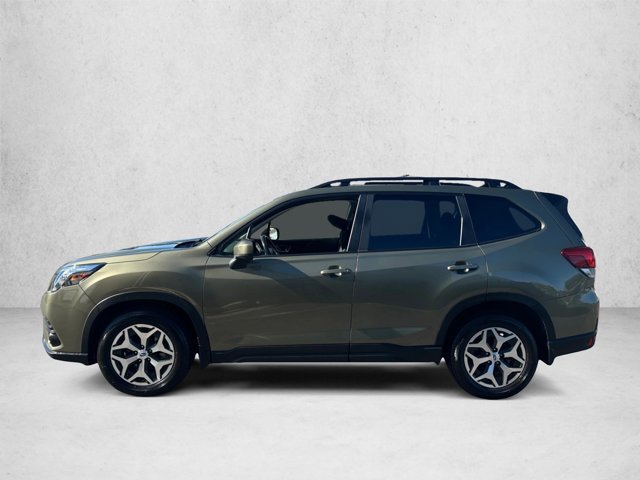 Certified 2024 Subaru Forester Premium AWD/4WD image 8
