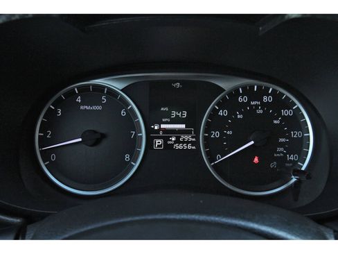 Used 2024 Nissan Versa S w/ Trunk Package image 17