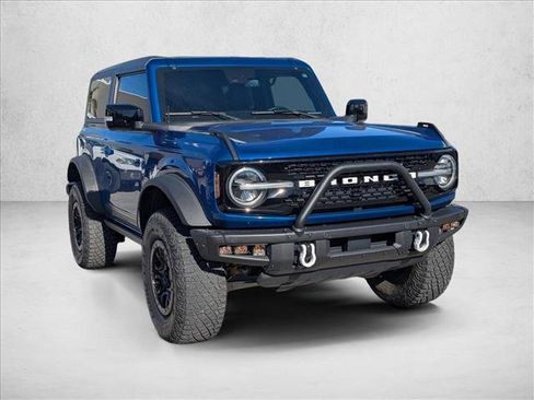 Used 2021 Ford Bronco First Edition image 3