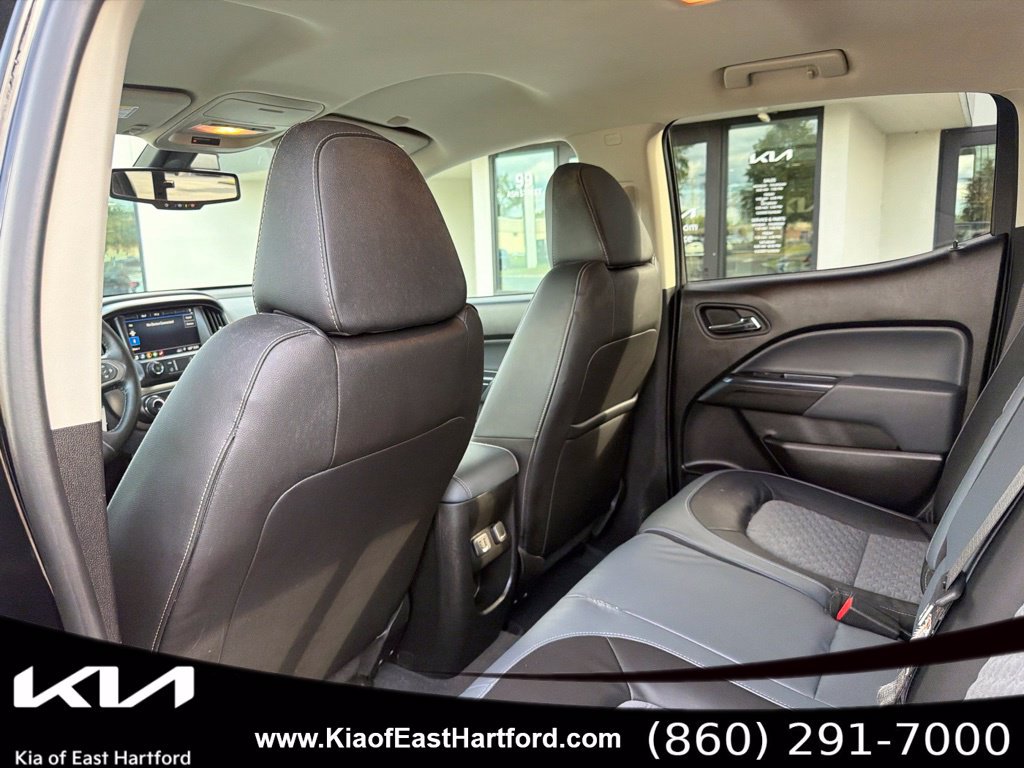 Used 2021 Chevrolet Colorado Z71 w/ Safety Package AWD/4WD image 17