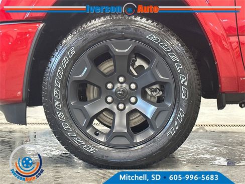 New 2026 RAM 1500 4x4 Crew Cab image 10