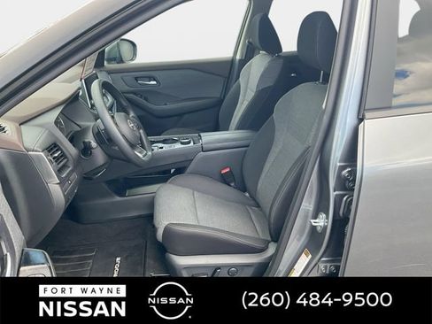 Certified 2023 Nissan Rogue SV AWD/4WD image 13