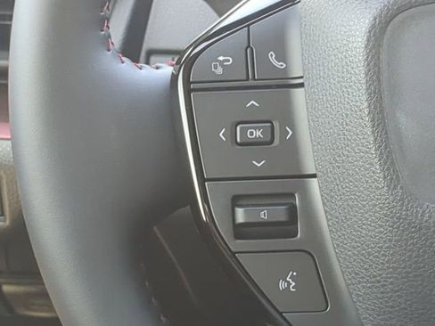 New 2026 Toyota Prius SE image 22