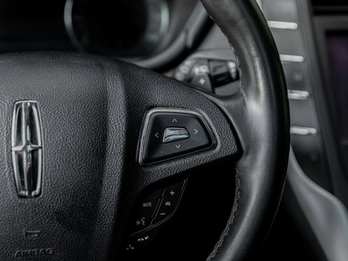 Used 2019 Lincoln MKC Select w/ Select Plus Package image 8