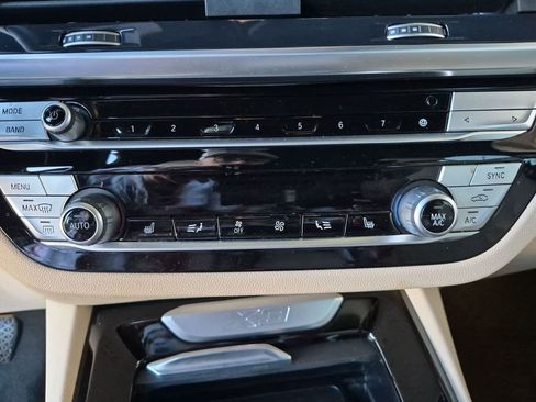 Used 2021 BMW X3 sDrive30i w/ Premium Package RWD image 26