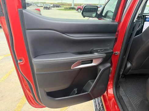 Used 2024 Ford Ranger Lariat w/ FX4 Off-Road Package AWD/4WD image 23
