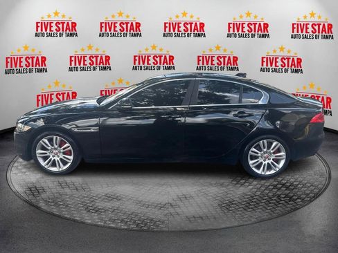 Used 2019 Jaguar XE image 4