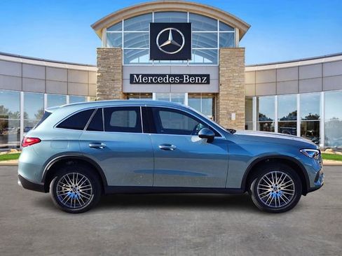 New 2026 Mercedes-Benz GLC 300 4MATIC image 5