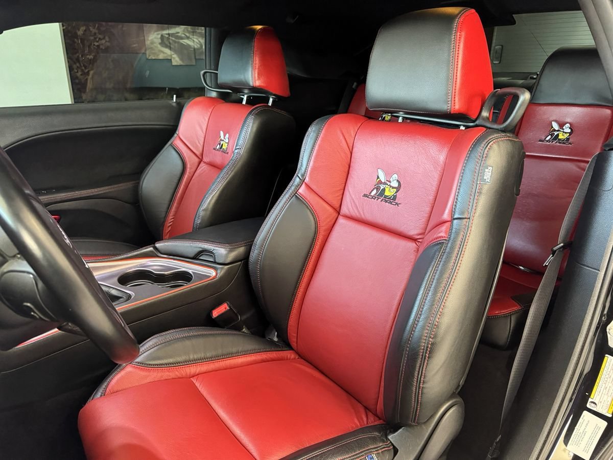 Used 2016 Dodge Challenger R/T Scat Pack RWD image 17