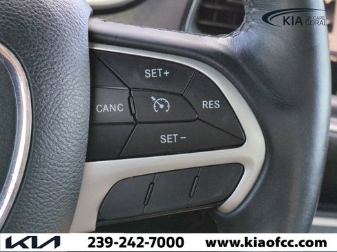 Used 2015 Dodge Challenger R/T Scat Pack w/ Leather Interior Group image 26