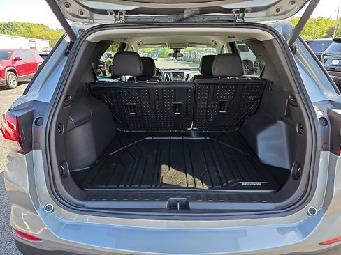 Certified 2023 Chevrolet Equinox LT FWD image 29