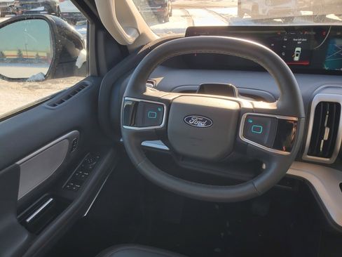 Used 2025 Ford Expedition Max Active image 7