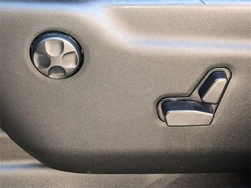 Used 2024 Dodge Durango SXT image 17