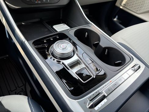 New 2026 Kia Carnival SX Prestige FWD image 25