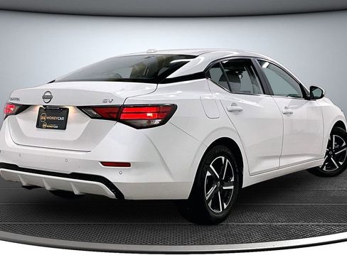 Used 2024 Nissan Sentra SV FWD image 6