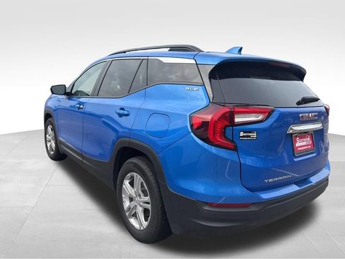 Used 2024 GMC Terrain SLE w/ Driver Convenience Package FWD image 27