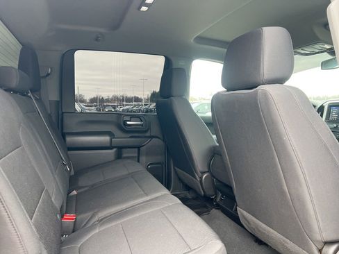 Used 2023 Chevrolet Silverado 2500 Custom w/ Custom Value Package image 12