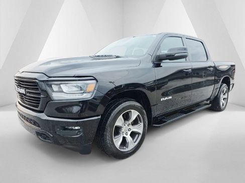 Used 2023 RAM 1500 Laramie AWD/4WD image 3
