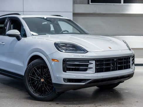 New 2026 Porsche Cayenne AWD/4WD image 16