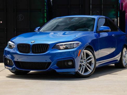 Used 2017 BMW 230i Coupe RWD image 1
