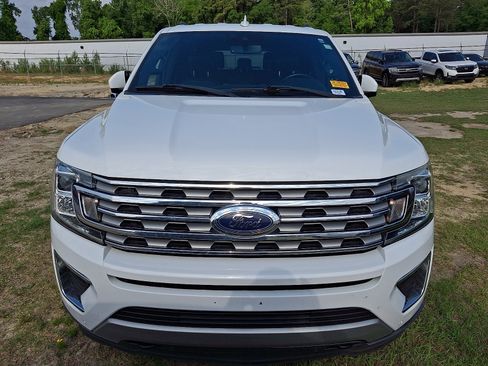 Used 2020 Ford Expedition Max Limited AWD/4WD image 2