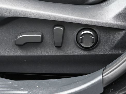 Used 2021 Subaru Outback Limited AWD/4WD image 10