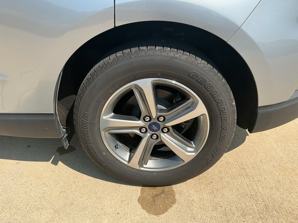 Used 2020 Ford Edge SEL w/ Convenience Package AWD/4WD image 6