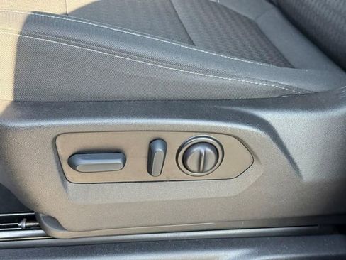 Used 2022 Chevrolet Silverado 1500 Custom Trail Boss w/ Safety Confidence Package image 17