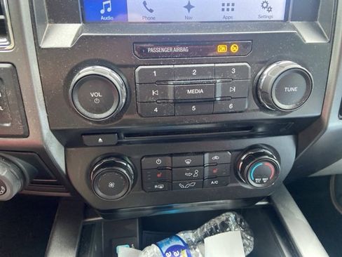 Used 2017 Ford F150 XLT w/ Equipment Group 302A Luxury image 11