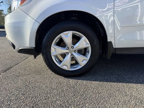 Used 2016 Subaru Forester 2.5i w/ Alloy Wheel Package AWD/4WD image 4