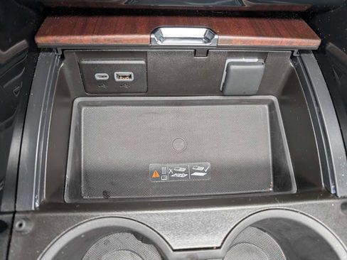 Used 2024 GMC Yukon Denali Ultimate image 30