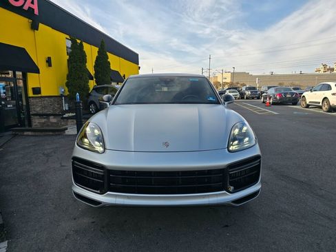 Used 2020 Porsche Cayenne Turbo AWD/4WD image 23