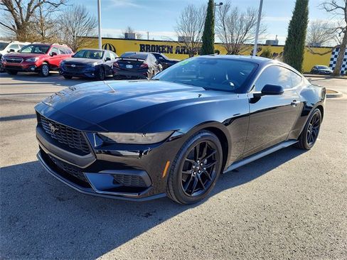 Used 2025 Ford Mustang Coupe image 6