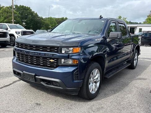Certified 2020 Chevrolet Silverado 1500 Custom w/ Custom Value Package AWD/4WD image 4