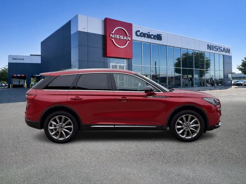 Used 2020 Lincoln Corsair FWD w/ Premium Package image 7