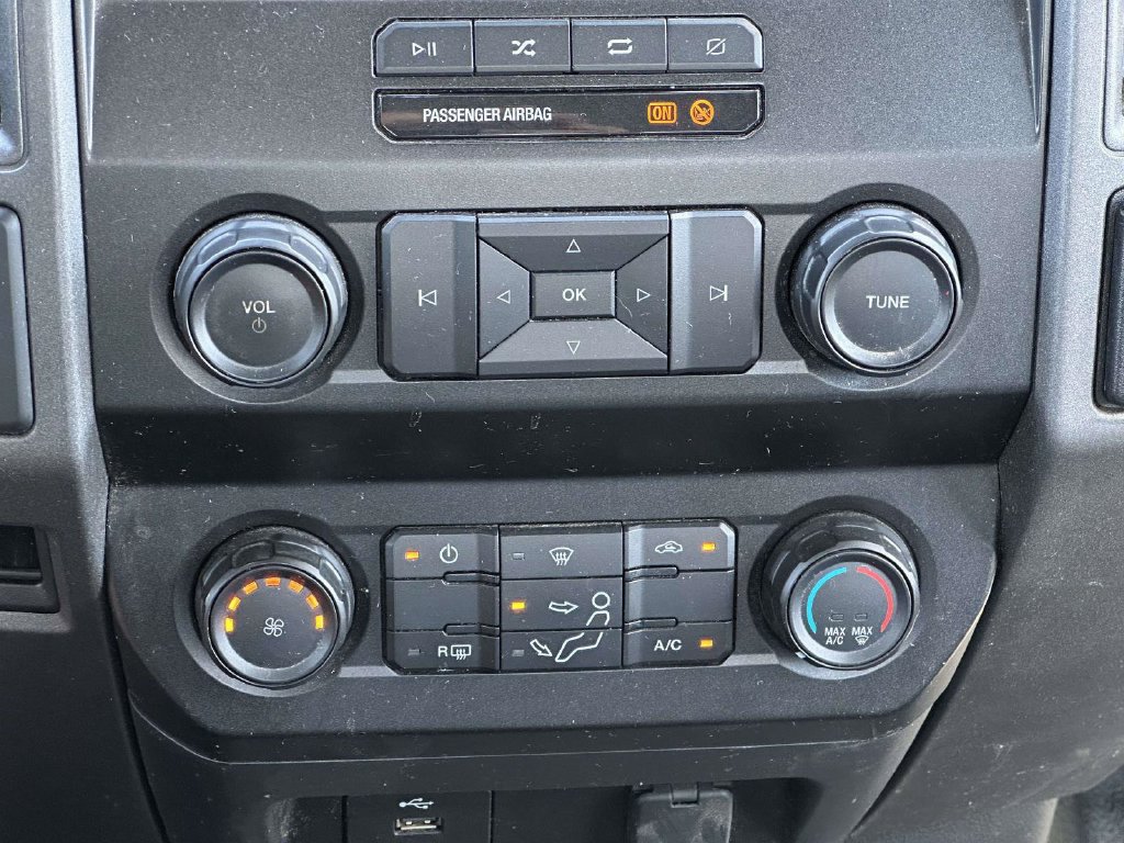 Used 2020 Ford F250 XL w/ Power Equipment Group AWD/4WD image 17