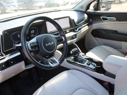 Used 2024 Kia Sportage EX image 20